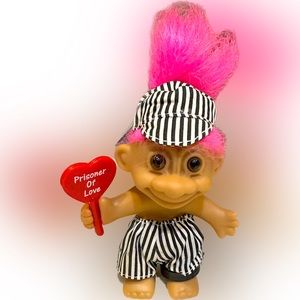 VTG RUSS VALENTINE TROLL PRISONER OF LOVE HOT PINK BLACK STRIPE GIFT DOLL HEART